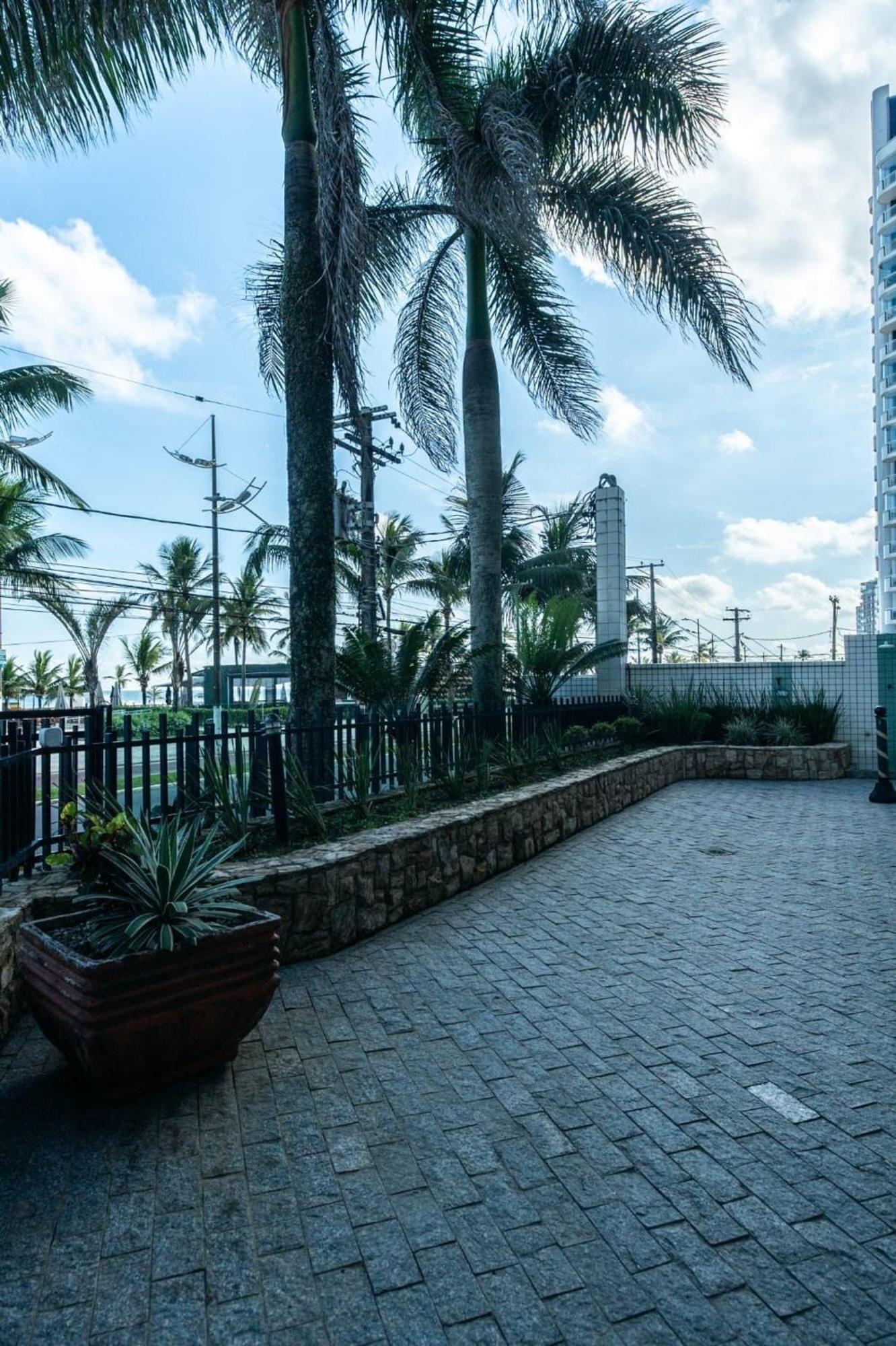 Frente Vista Mar Com Varanda Wi Fi 300Mbps E 10M Da Praia Da Tupi - Estacionamento Gratuito Praia Grande  Exterior photo